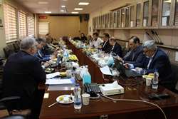 بررسی مشکلات و چالش های بیمارستان‌های کودکان