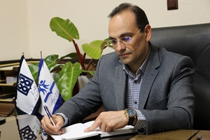 تجلیل دکتر روح اله شیرزادی از ایثار ماندگار کادر سلامت در چهل روز نبرد تحمیلی