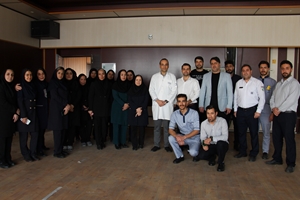 رقابت صمیمانه کارکنان مرکز طبی کودکان در جام رمضان